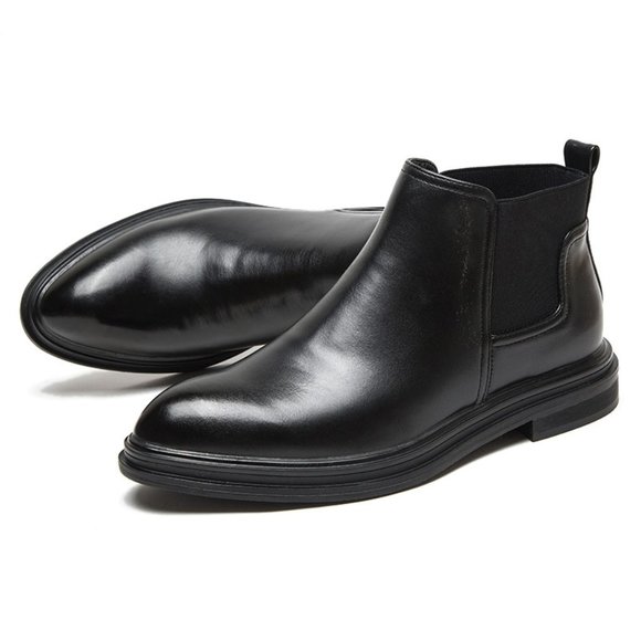 Men\'s black high-top leather shoes